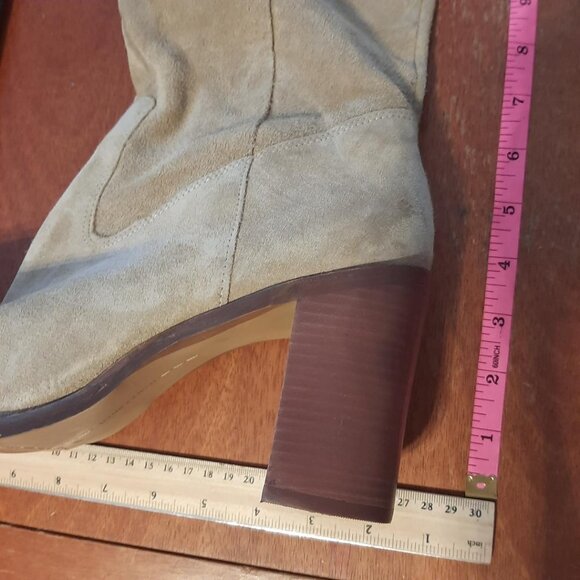 Vince Camuto Pearlanie Over Knee Boot Suede Beige Sz12 New With Defect - Picture 5 of 7